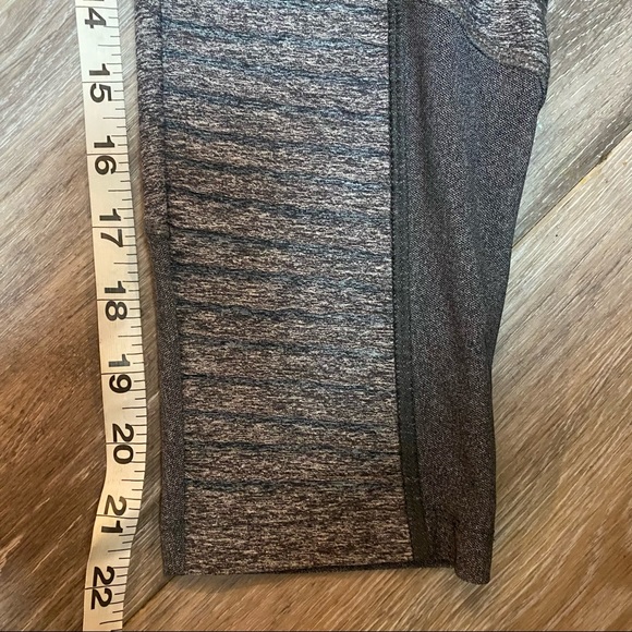 Pink Victoria’s Secret Ultimate Capris - Picture 5 of 9